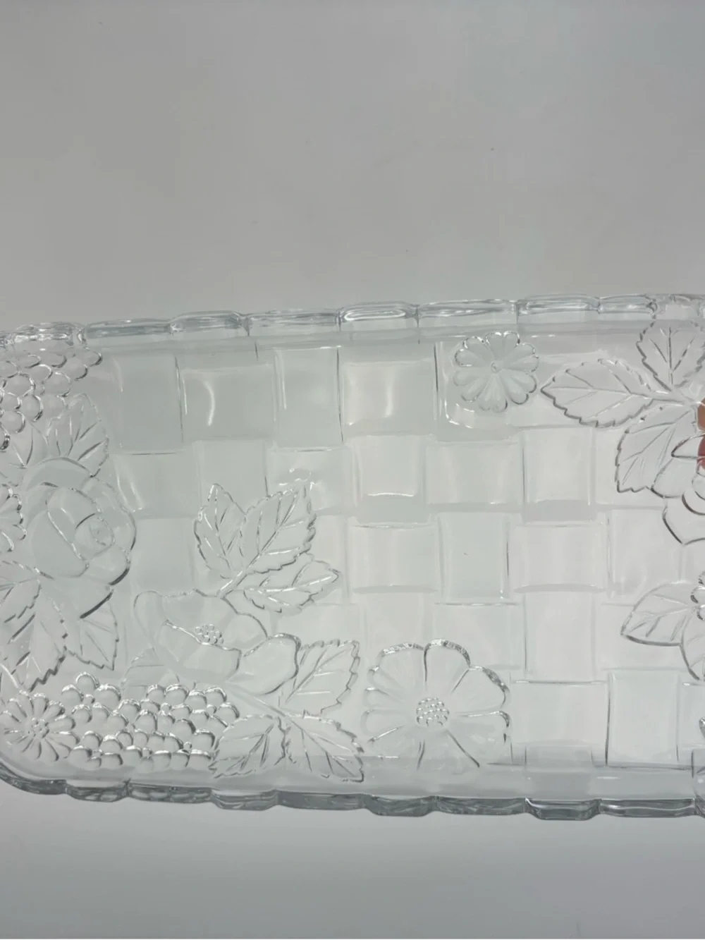 Gorgeous Clear Glass Snow Flower and Basket-Weave Rectangular Tray